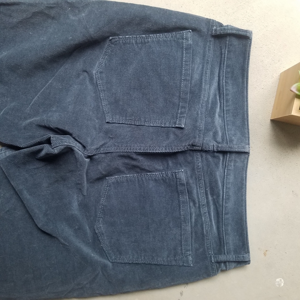 LOFT Ann Taylor Curvey Skinny Blue Corduroy Pants | Essential Fitted Autumn Look - Picture 6 of 10
